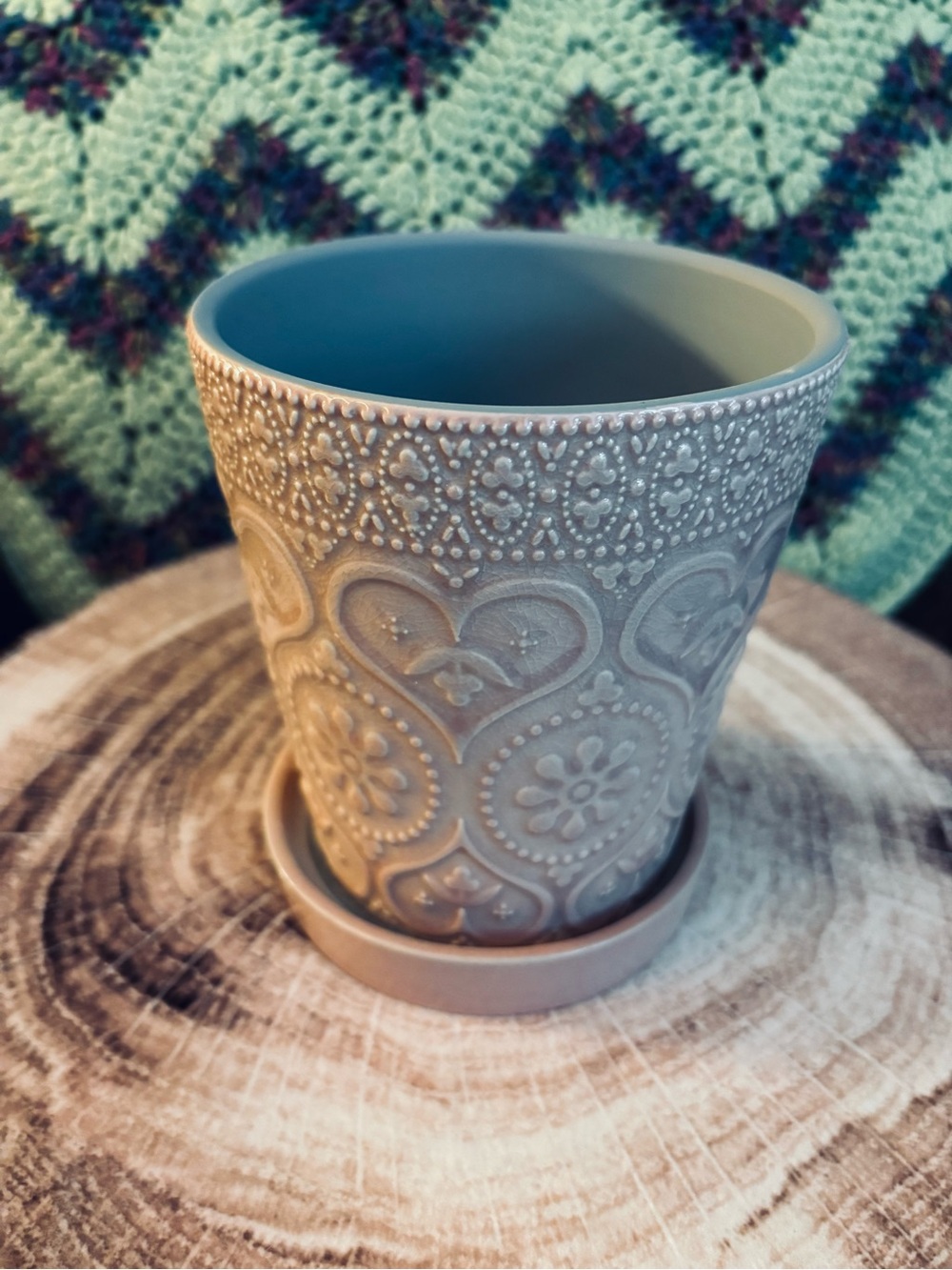 Apropos Home Collection Textured Heart Pattern Ceramic Planter - Attached Saucer